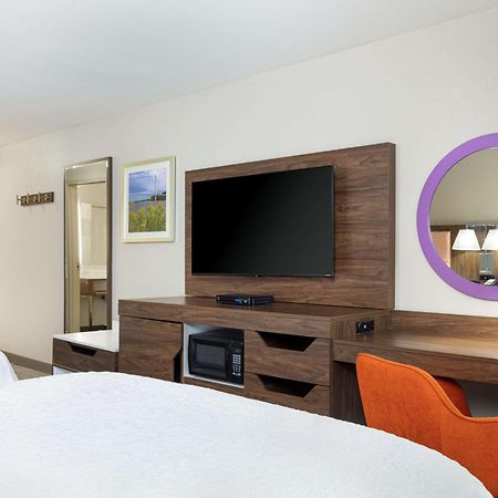 Newly Renovated Hampton Inn Omaha West Lakeside Екстер'єр фото