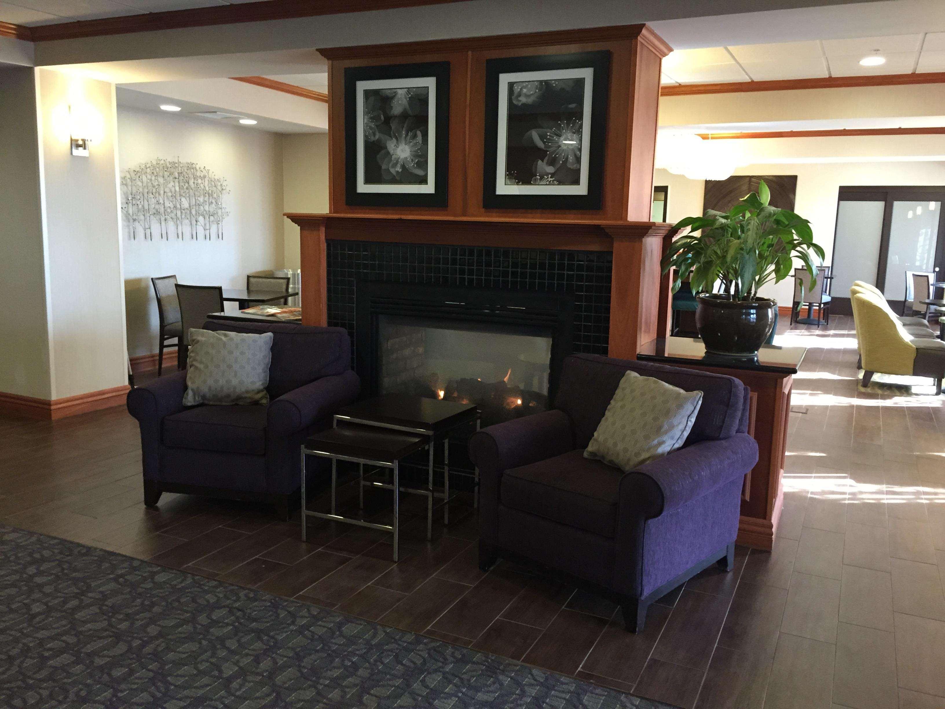 Newly Renovated Hampton Inn Omaha West Lakeside Екстер'єр фото