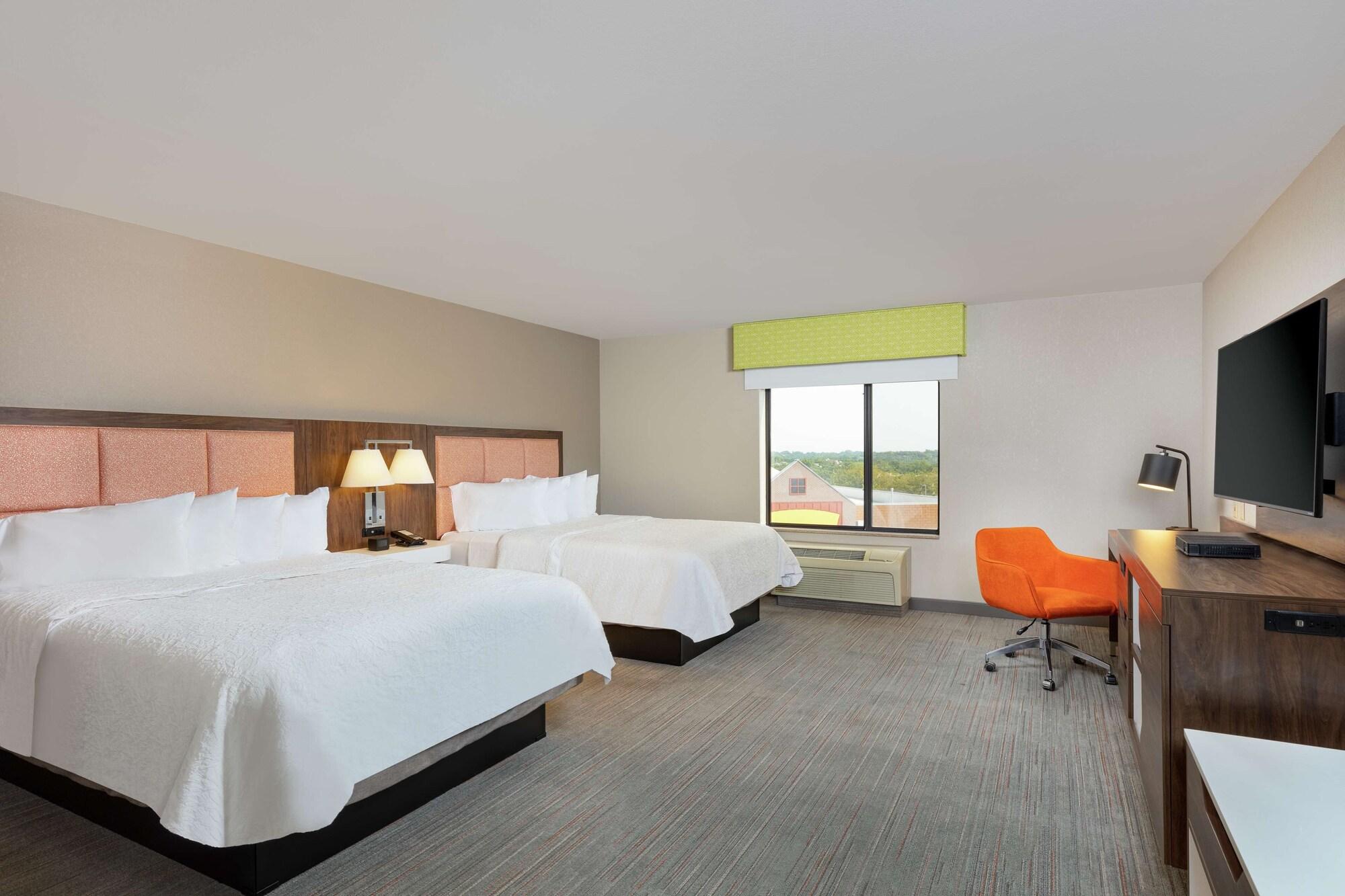 Newly Renovated Hampton Inn Omaha West Lakeside Екстер'єр фото